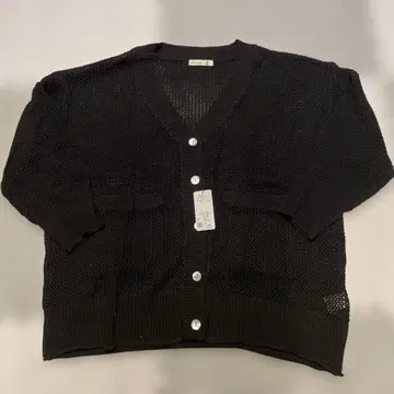 미사용 새상품 아즈노우아즈 블랙 메쉬 V넥 가디건