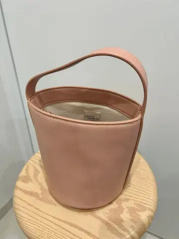 유 바이스픽앤스팬 마츠다 미라이 콜라보 버킷백 핑크