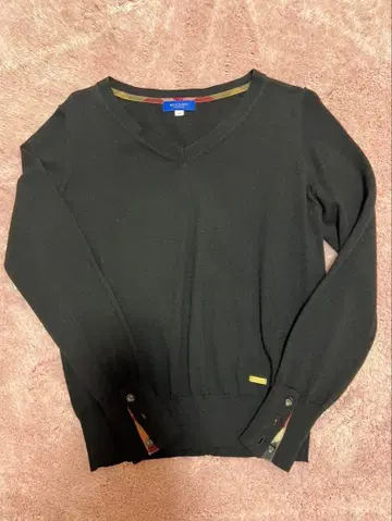 새상품급! BLUE LABEL CRESTERBRIDGE 블랙 니트 38