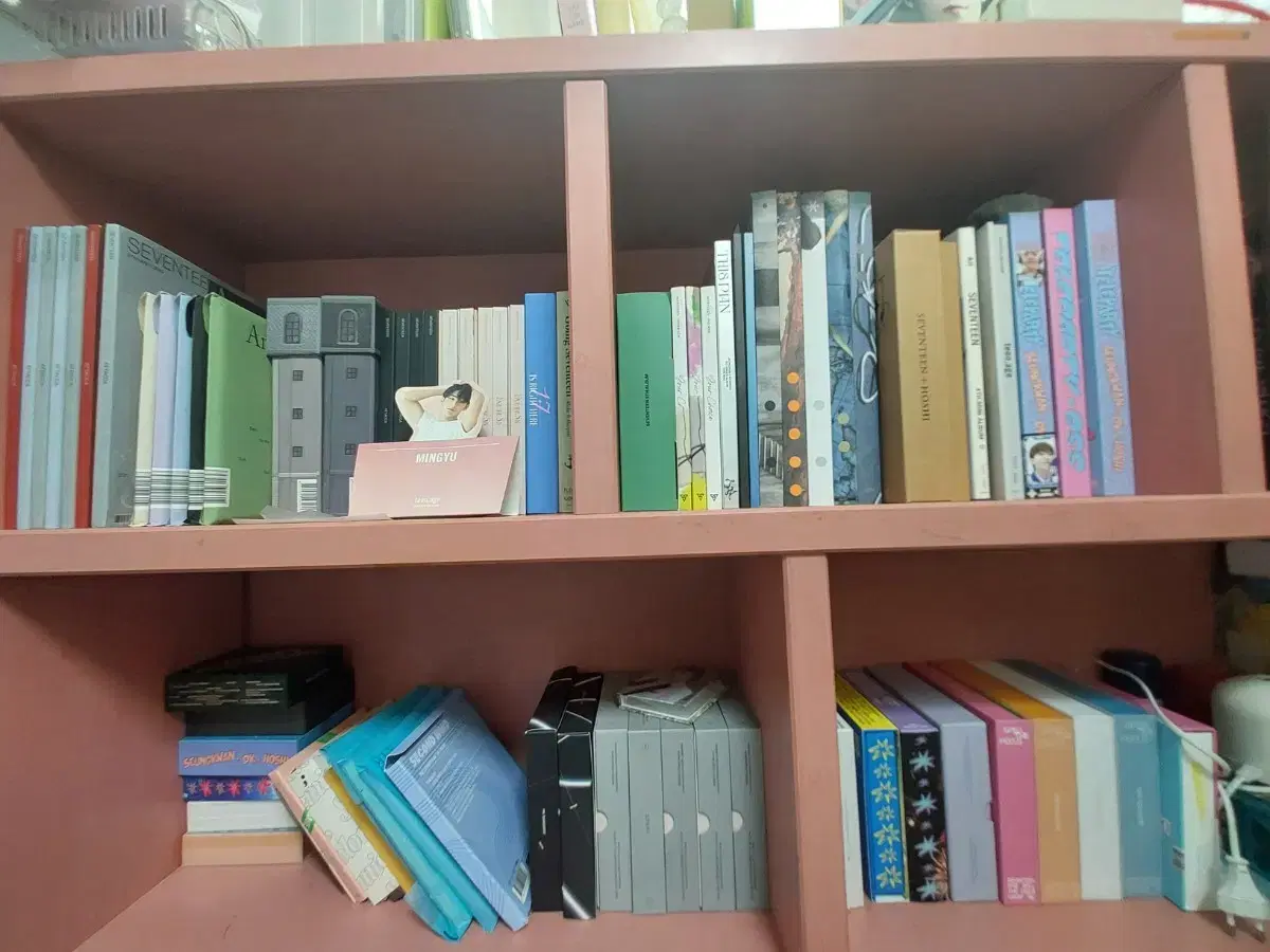 Seventeen sell (album/membership/seasons greetings/wuchiwa/memory book)