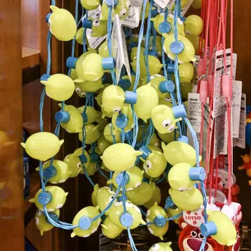 디즈니 빛나는 완구 리틀 그린맨