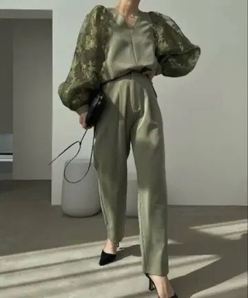 [ 새상품급 ] Willfully 2way volume sleeve 셋업