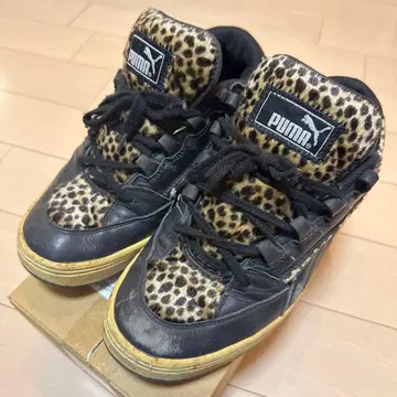 PUMA 레오파드 무늬 스니커즈