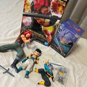 [ 가격 인하 가능 ] 드래곤볼 트렁크스 피규어