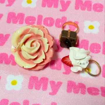 Q-pot. 반지 로즈 쇼콜라 스트로베리 휘핑 초코