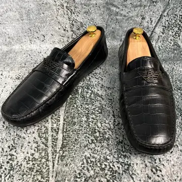 새상품급 엠포리오 아르마니 로퍼 악어 엠보싱 로고 블랙