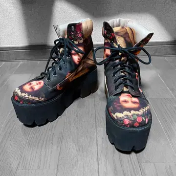 레어 새상품급*제프리 캠벨*르네상스 회화 프린트 통굽 레이스업 부츠