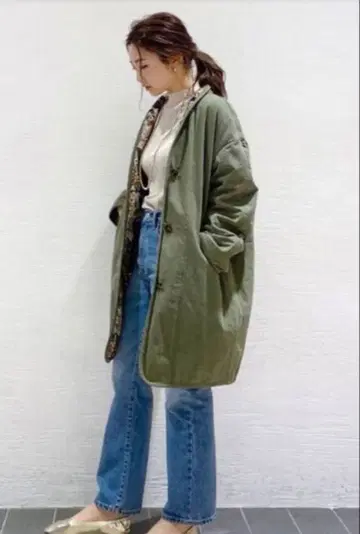 언그리드 리버서블 퀼팅 코트