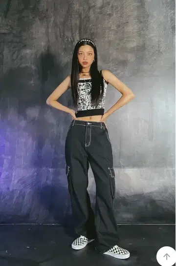 한국 블랙 카고 팬츠 사이드 포켓 포함