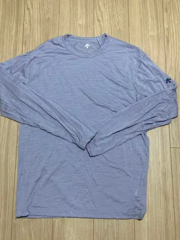 데상트 올마인드 O 사이즈 그레이 긴팔 티셔츠