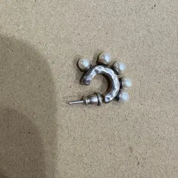 e.m. 펄 후프 귀걸이