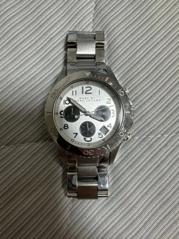 MARC BY MARC JACOBS 크로노그래프 시계