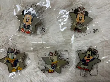 디즈니 미키 미니 도날드 데이지 구피 핀 배지 5개 세트
