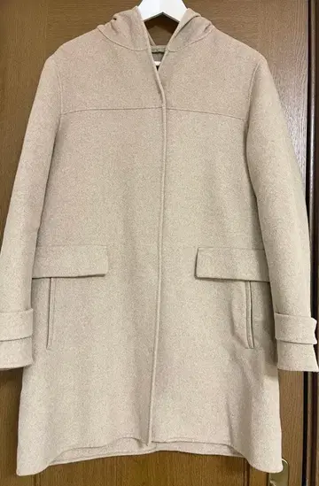 자라 Zara 핸드메이드 베이지 후드 부착 울 롱 코트 M