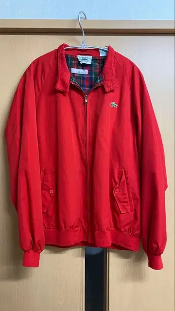 LACOSTE 레드 자켓