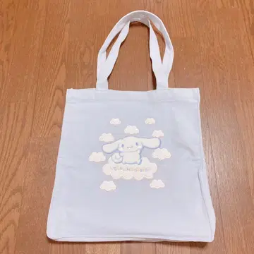 메종 드 플뢰르 시나모롤 시나몬 백