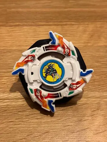 폭전 슈트 베이블레이드 드라군 v2 빅토리 투