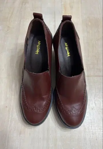 버건디 웨지솔 신발 인조 가죽 M [ 배송비 포함 ]