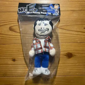 Mr.E 포징 봉제 인형 III