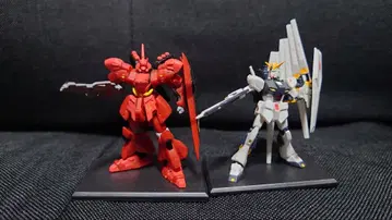 뉴 건담 사자비 피규어