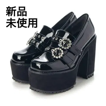 미사용 새상품 에나멜 비쥬 장식 통굽 로퍼 24~24.5cm