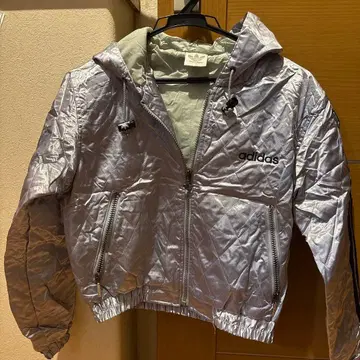 adidas 실버 후드 부착 자켓