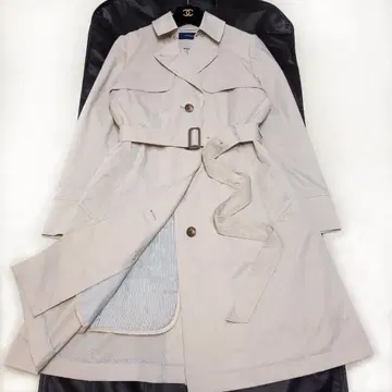 최근 새상품급 뉴요커 11AR 라이너 포함 롱 트렌치코트 아이보리