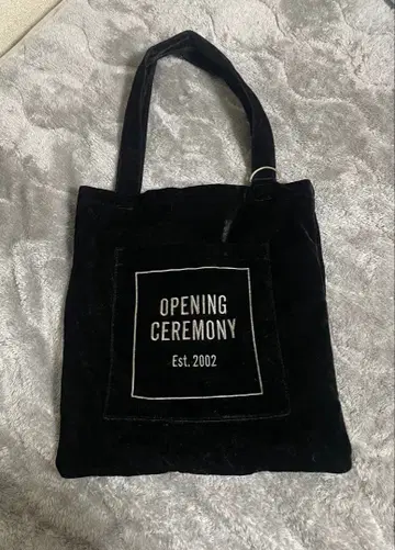 오프닝 세레모니 벨로아 토트백
