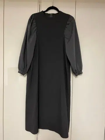 BARNEYS NEW YORK 블랙 롱 원피스