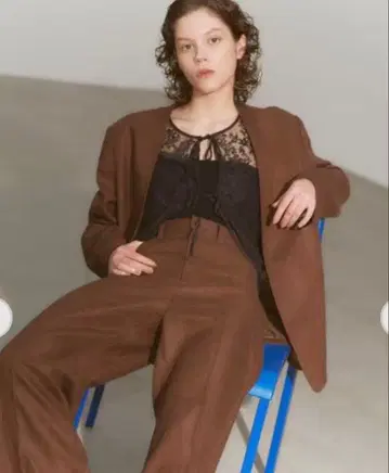 새상품 [ beauty & youth ] 린넨 노카라 자켓 브라운