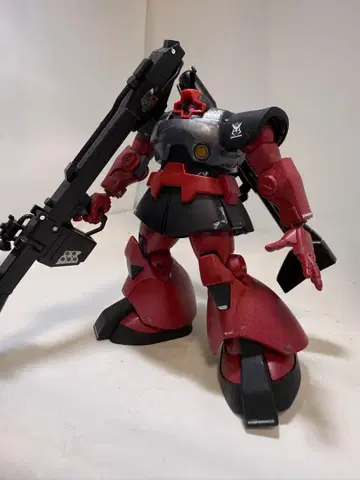 돔 HG 건담 프라모델