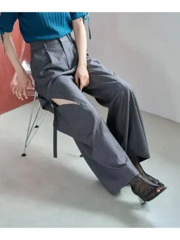 HARE 사이드 컷 아웃 팬츠