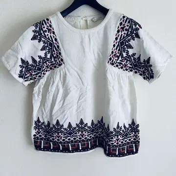 [ZARA] 자수 상의