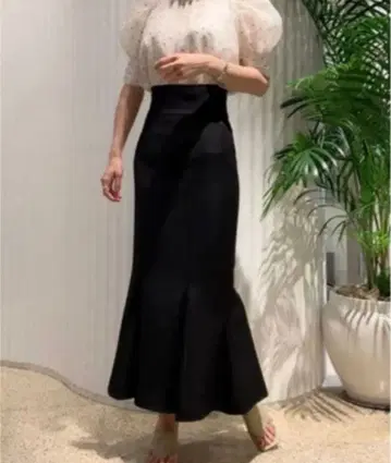 snidel 하이웨스트 헴 플레어 트윌 스커트 머메이드 스커트