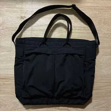 유니클로 C 숄더백 블랙 2WAY 유틸리티