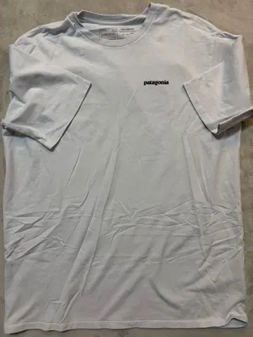 patagonia 화이트 T셔츠 L 사이즈