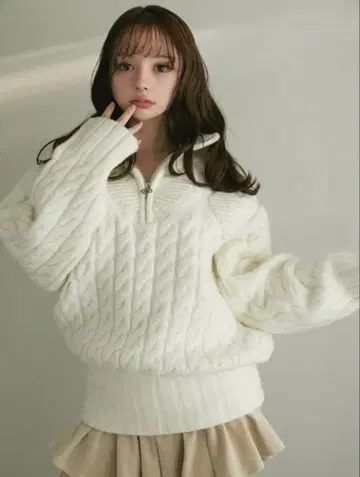 andmary 하트 루즈 니트 화이트