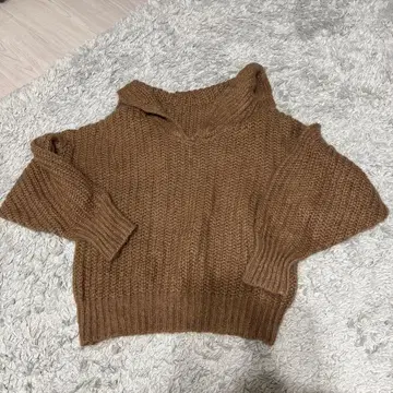 그레이스 콘티넨탈 세일러 카라 니트