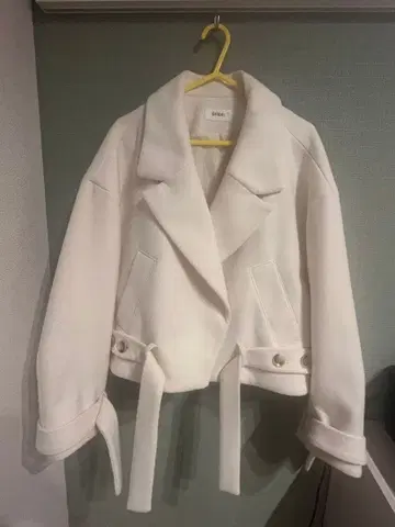 스나이델 숏코트 숏 블루종 아이보리