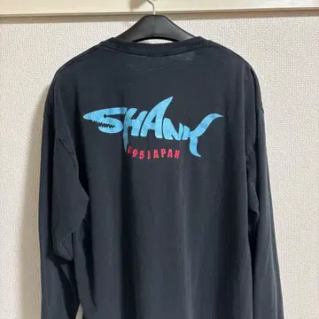 SHANK shark 블랙 T셔츠