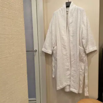 [ 1회만 사용 ] 마이크로 코튼 목욕 가운