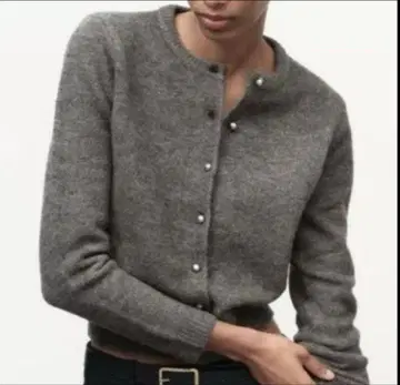 새상품급 ZARA 메탈 버튼 니트 가디건 S 그레이 브라운 mix