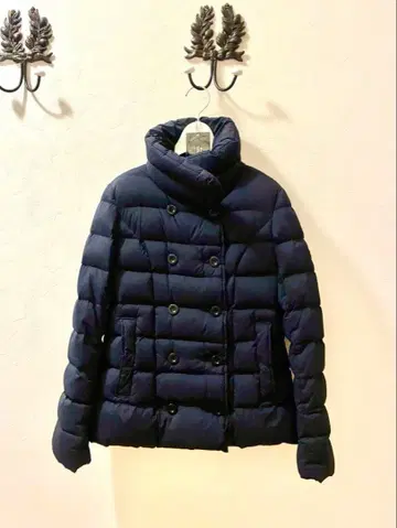 [새상품급] TATRAS 네이비 숏 다운 자켓 02