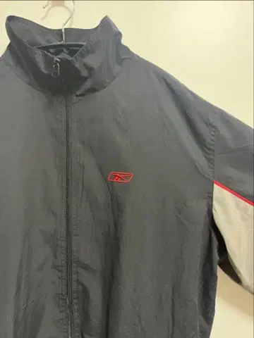 [ 새상품급 ] Reebok 자켓
