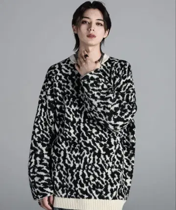 [ ADRER ] 극상 퍼지 니트