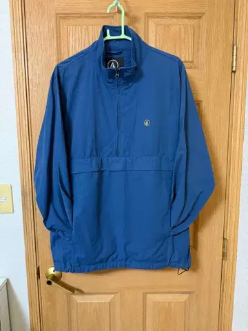 VOLCOM 하프 지퍼 자켓 가격 인하 협상 가능