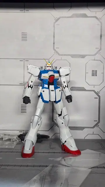MG 1/100 LM312V04 빅토리 건담 ver.ka