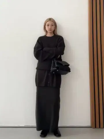 [ 미사용 새상품 ] RIM.ARK 니트