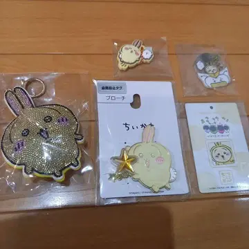 치이카와 (먼작귀) 토끼 큐빅 키링 브로치 아크릴 스탠드 묶음 판매