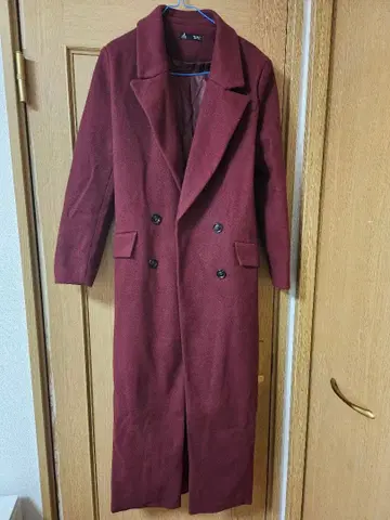버건디 더블 브레스트 롱 코트